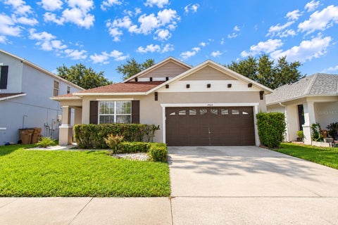 Photo of 1523 Blue Horizon Drive, Clermont, FL 34714 (MLS # OM733590)