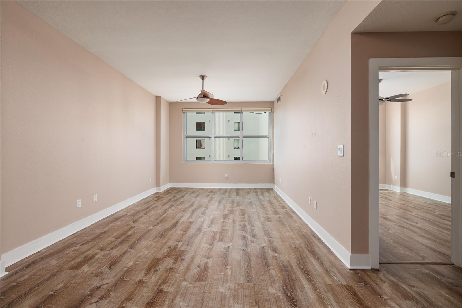 GRAND CENTRAL AT KENNEDY RESID - Residential