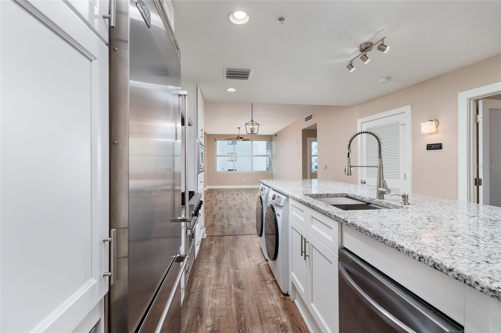 GRAND CENTRAL AT KENNEDY RESID - Residential