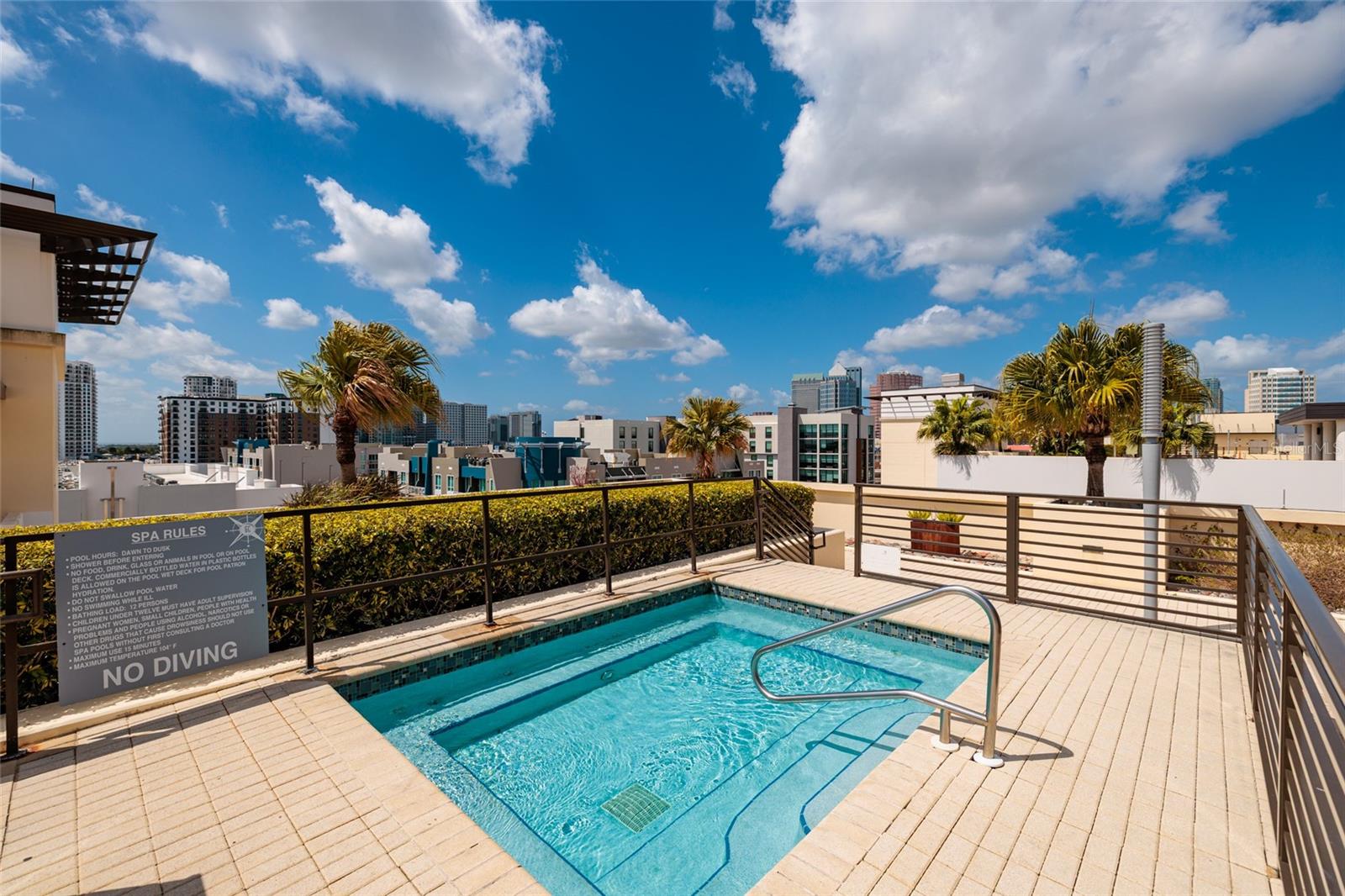 GRAND CENTRAL AT KENNEDY RESID - Residential