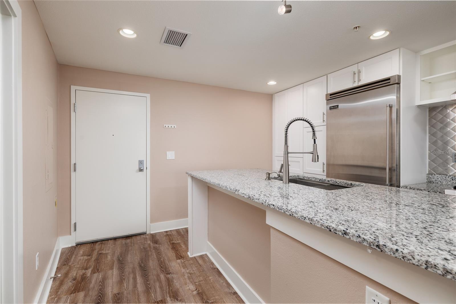 GRAND CENTRAL AT KENNEDY RESID - Residential