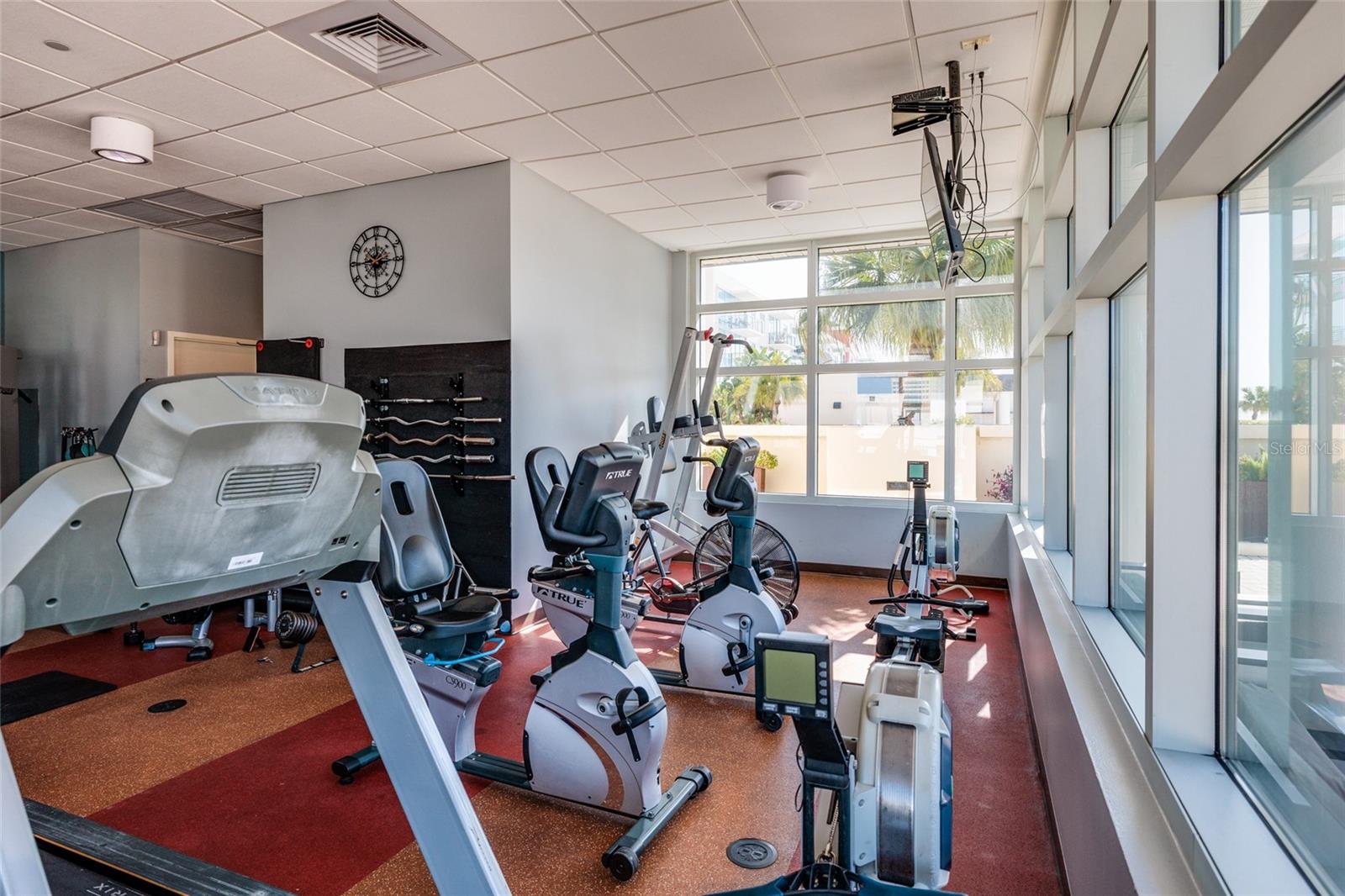 GRAND CENTRAL AT KENNEDY RESID - Residential