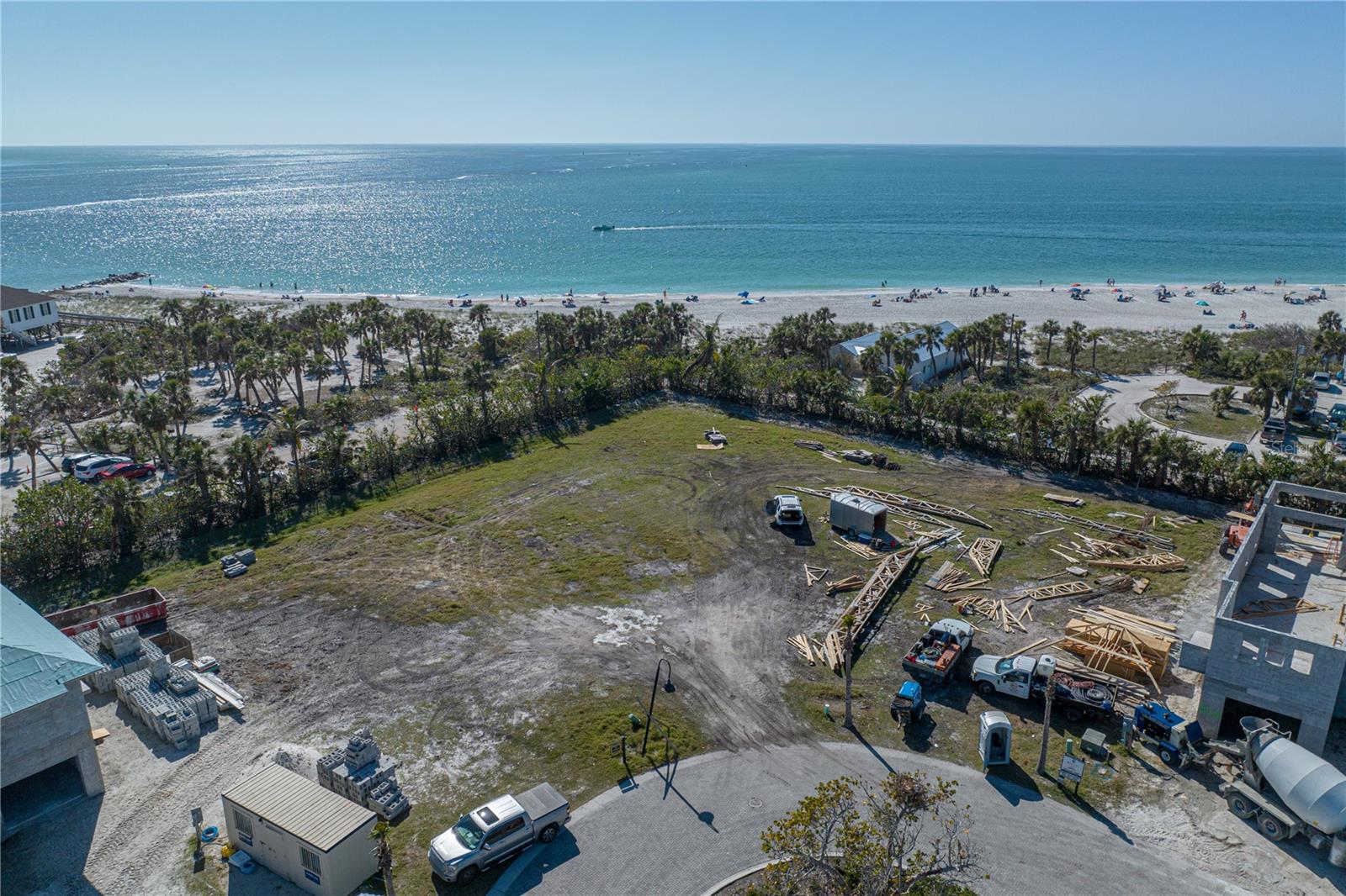 HILL TIDE ESTATES - Land