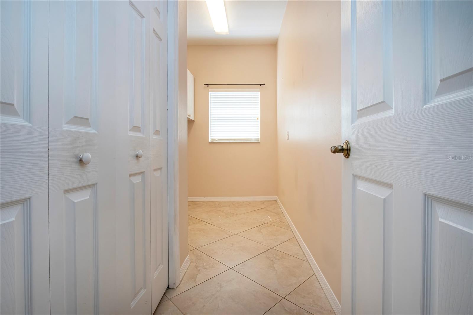 ORANGE GROVE PARK - Residential Lease