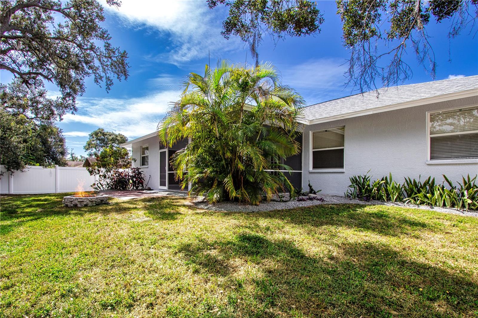 ORANGE GROVE PARK - Residential Lease