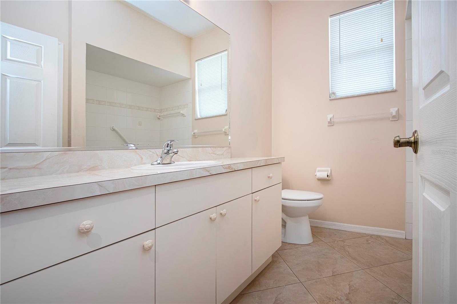 ORANGE GROVE PARK - Residential Lease