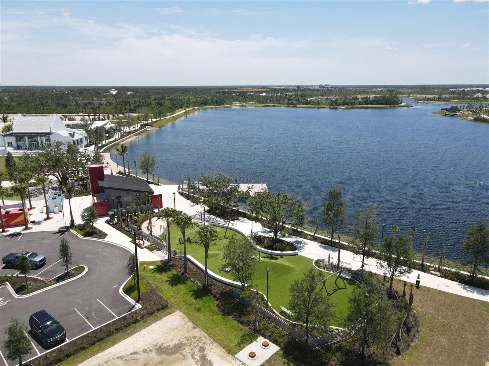 WELLEN PARK GOLF AND COUNTRY CLUB - Residential