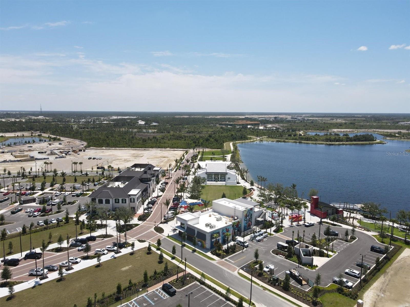 WELLEN PARK GOLF AND COUNTRY CLUB - Residential