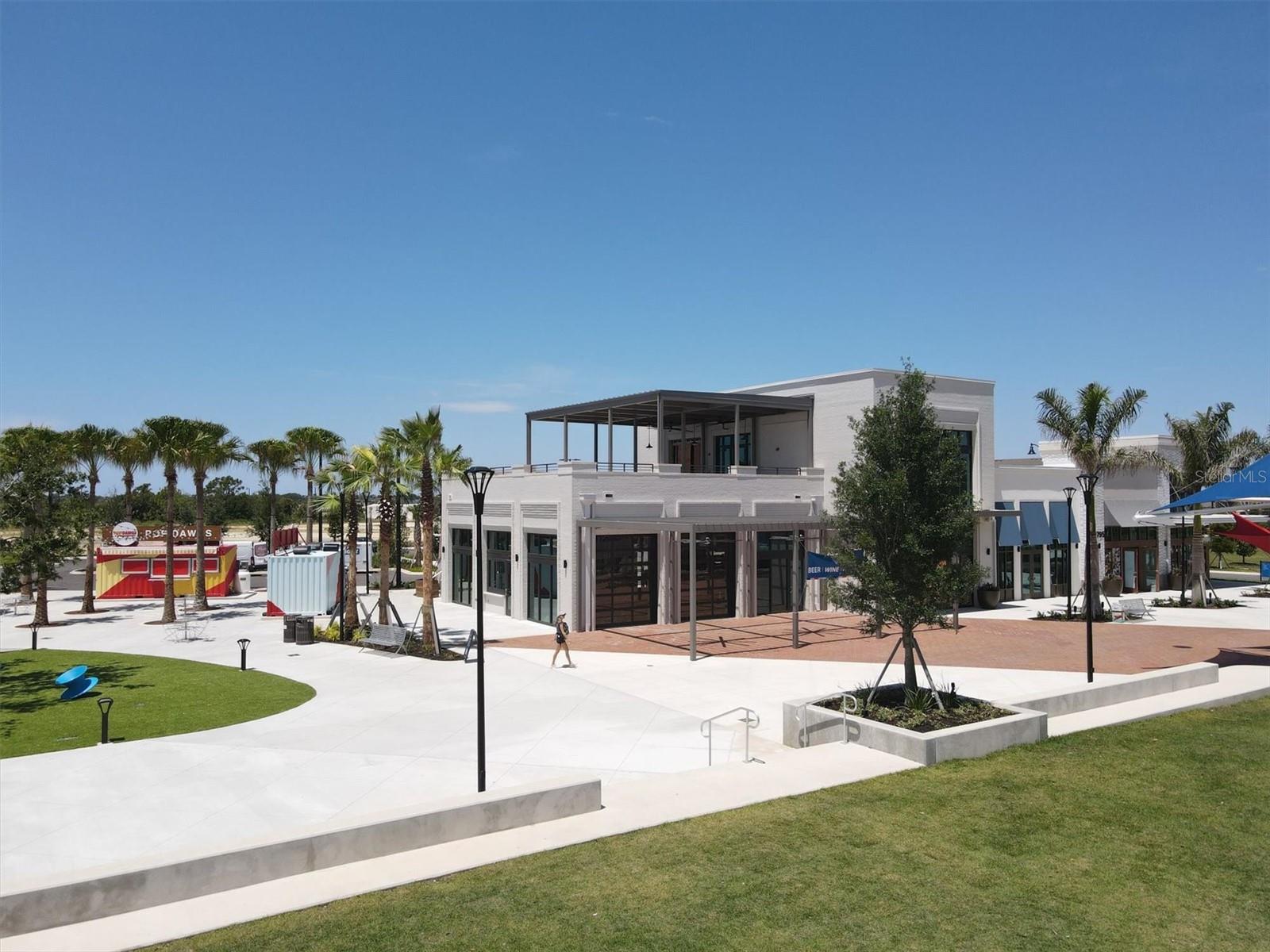 WELLEN PARK GOLF AND COUNTRY CLUB - Residential