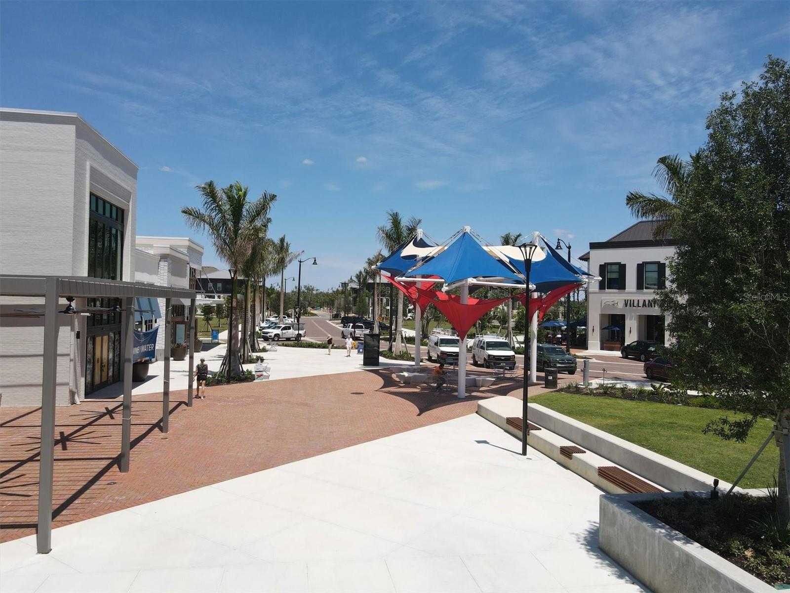 WELLEN PARK GOLF AND COUNTRY CLUB - Residential