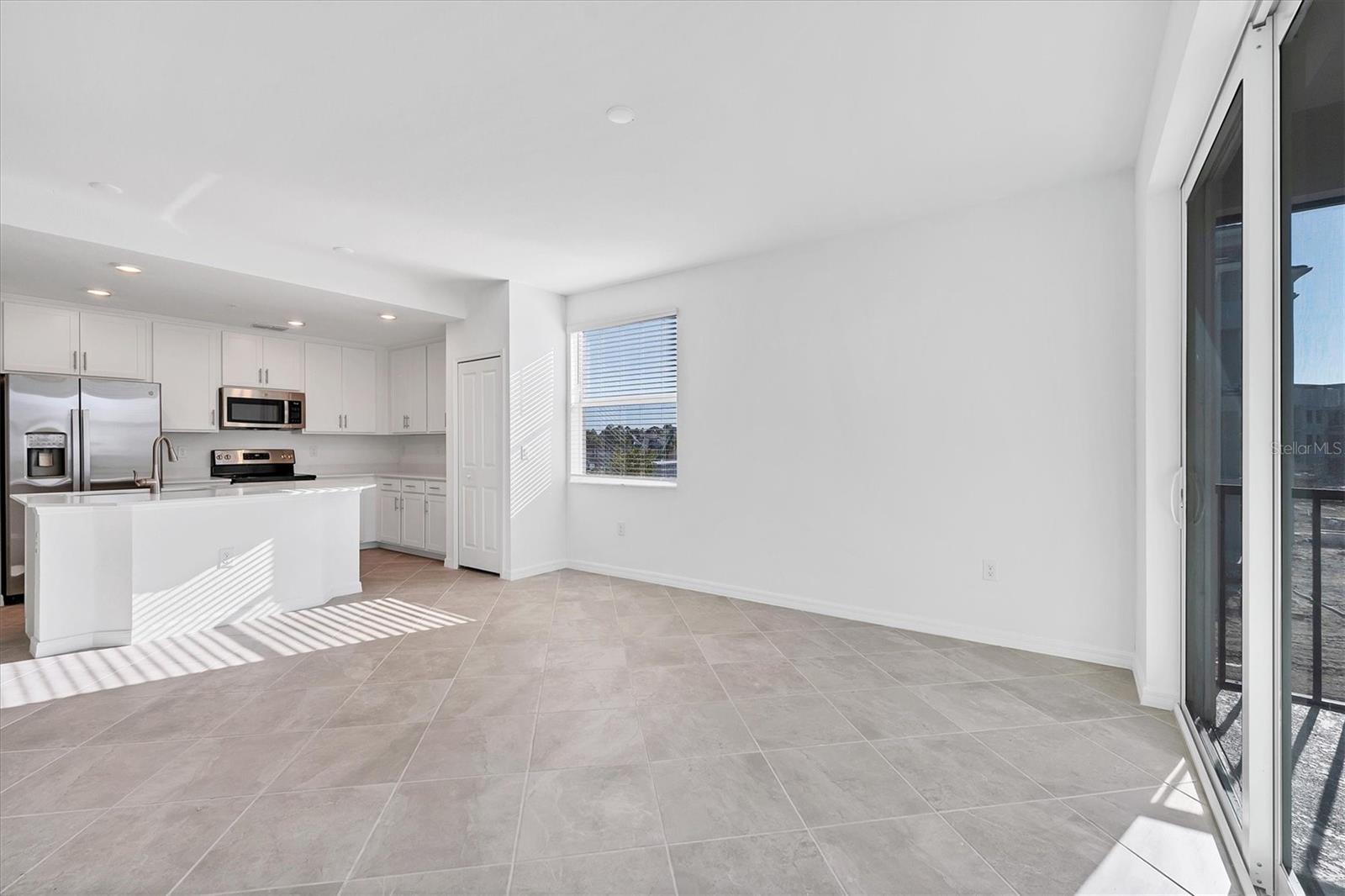 WELLEN PARK GOLF AND COUNTRY CLUB - Residential