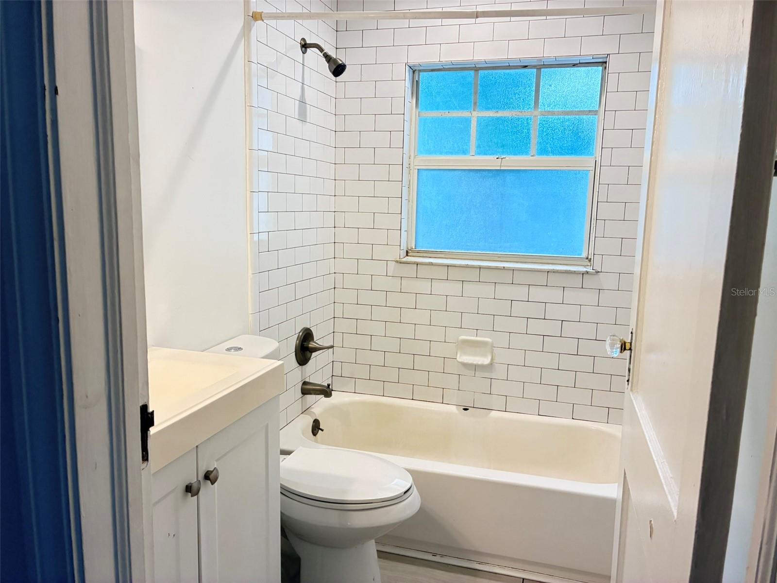 COLLEGE PARK - Residential Lease