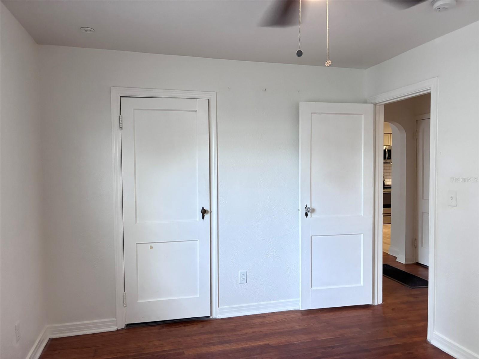 COLLEGE PARK - Residential Lease