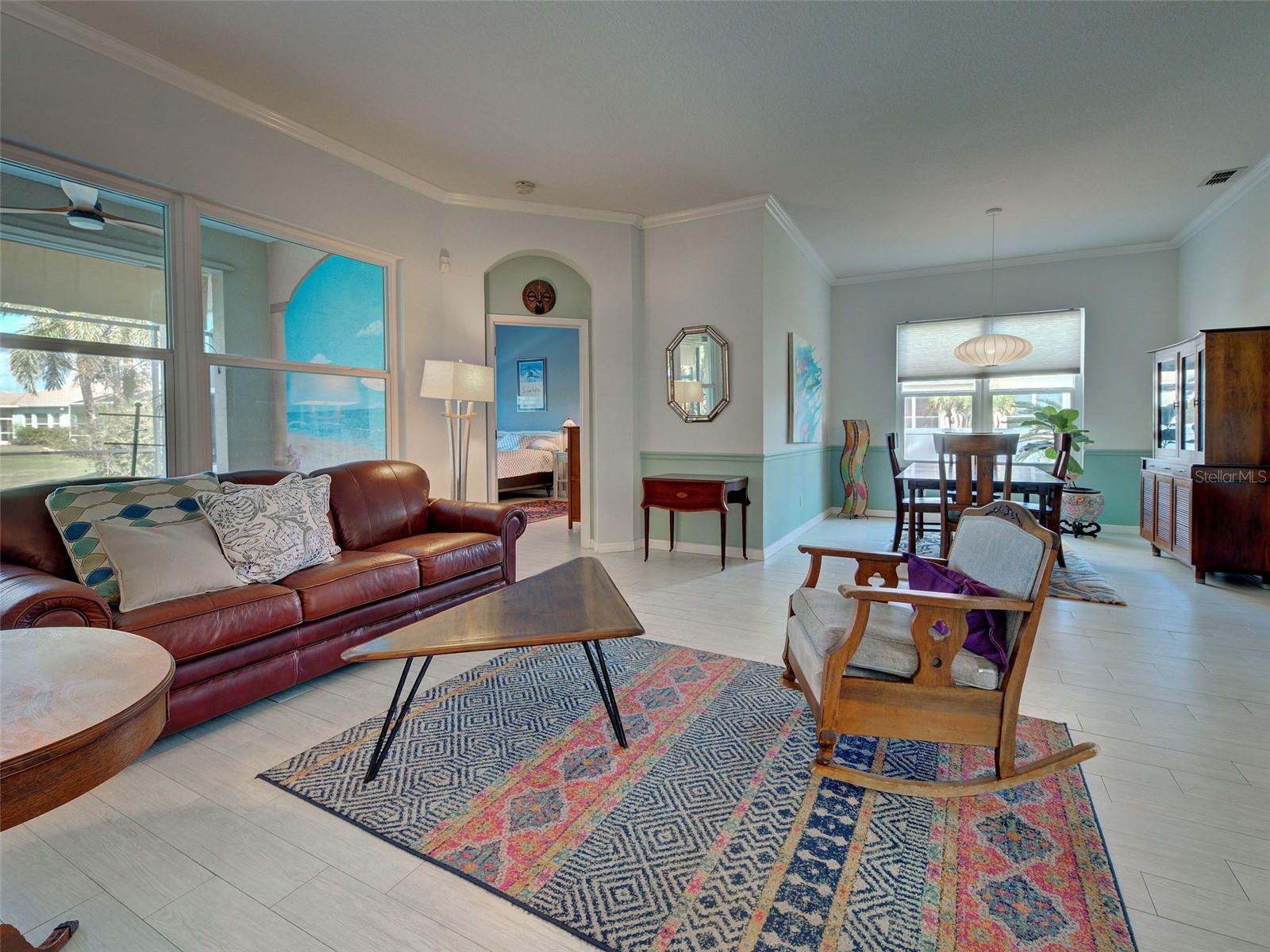 WOODMERE LAKES - Residential