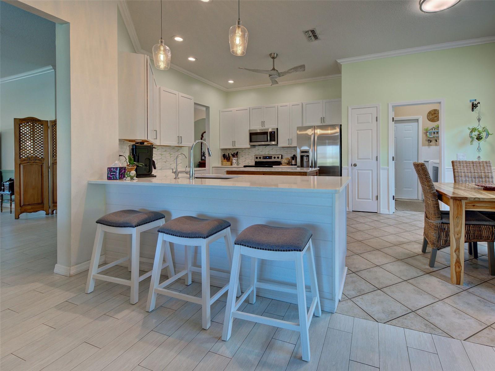 WOODMERE LAKES - Residential