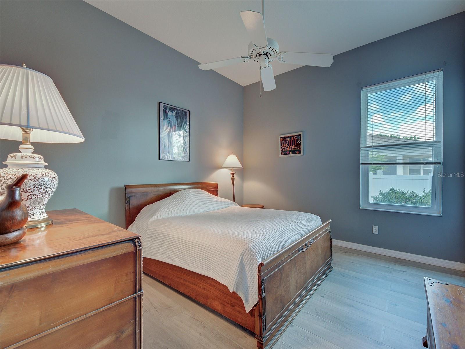 WOODMERE LAKES - Residential