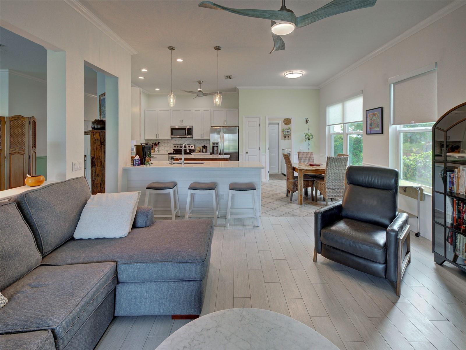 WOODMERE LAKES - Residential