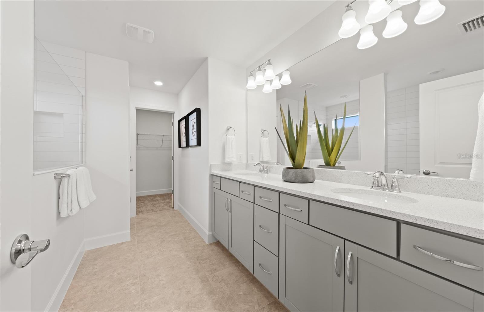 4556; REAGAN LANDING --- PRELIM - Residential