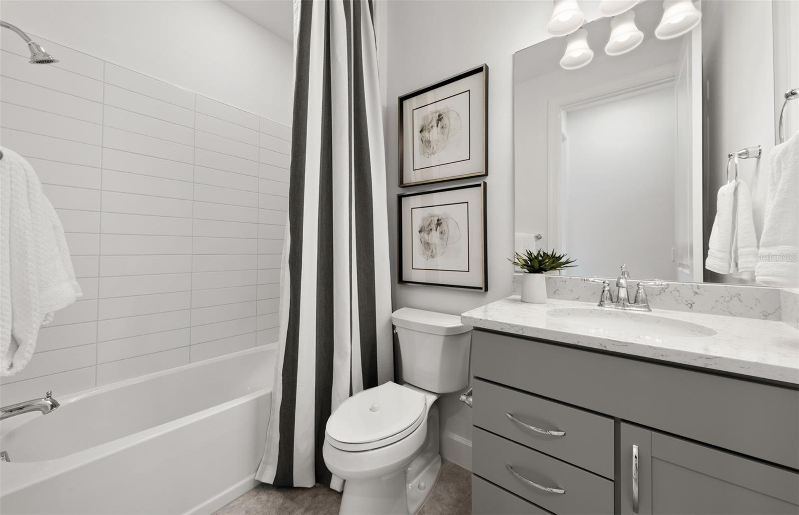 4556; REAGAN LANDING --- PRELIM - Residential