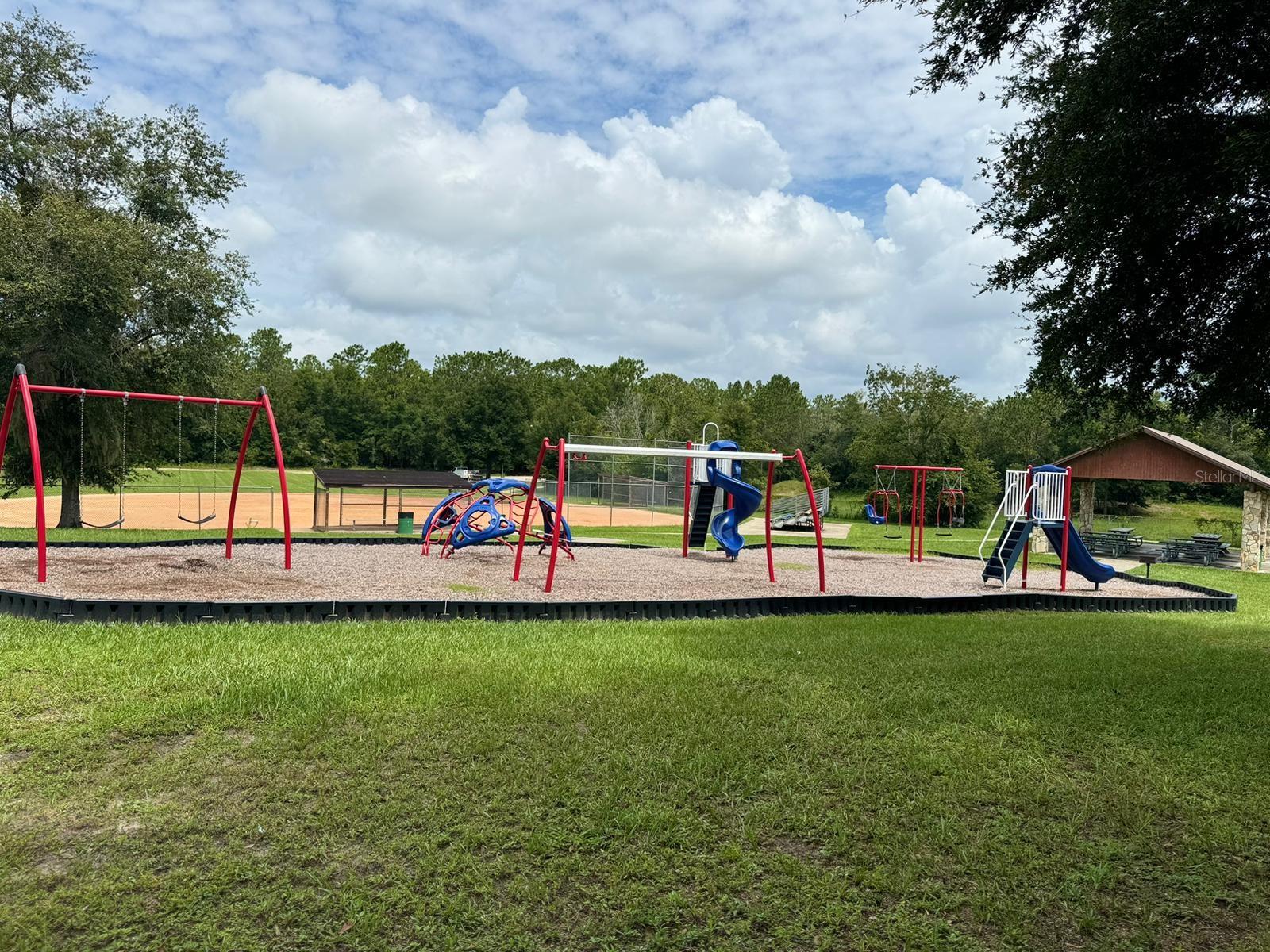 CITRUS SPGS UNIT 04 - Land