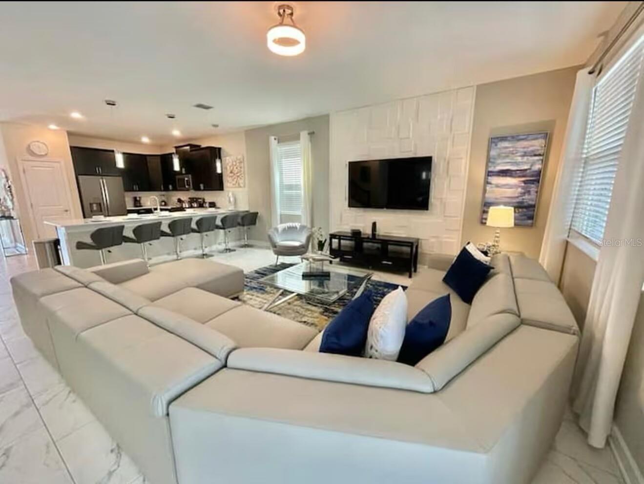 1178 DROP LANE