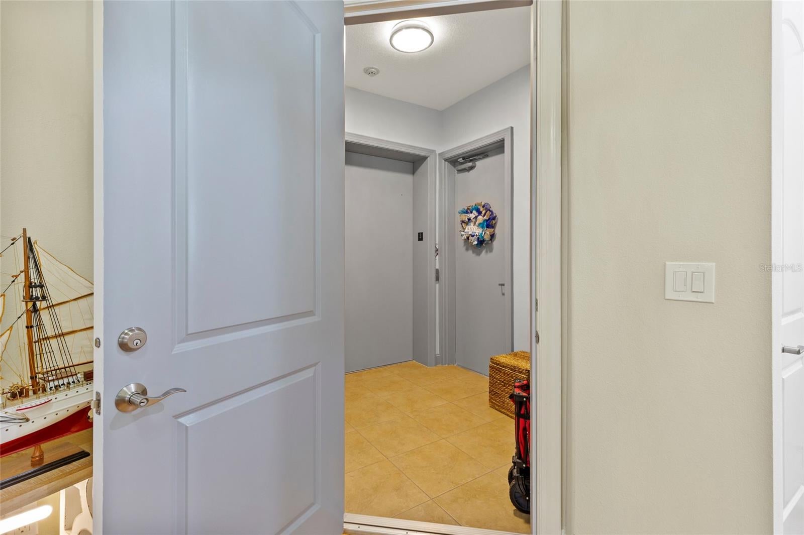 10 FRANKLIN COURT S 63C
