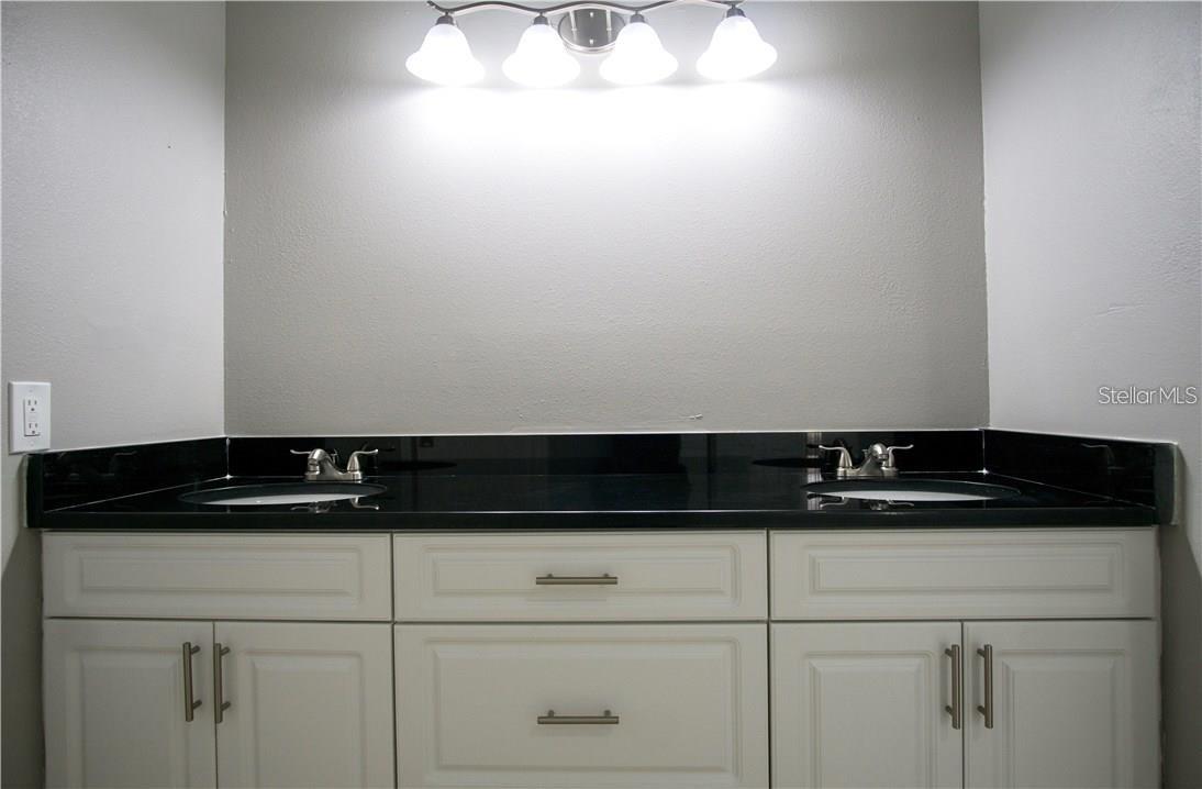 OAKDALE RIVERVIEW ESTATES UN 2 - Residential