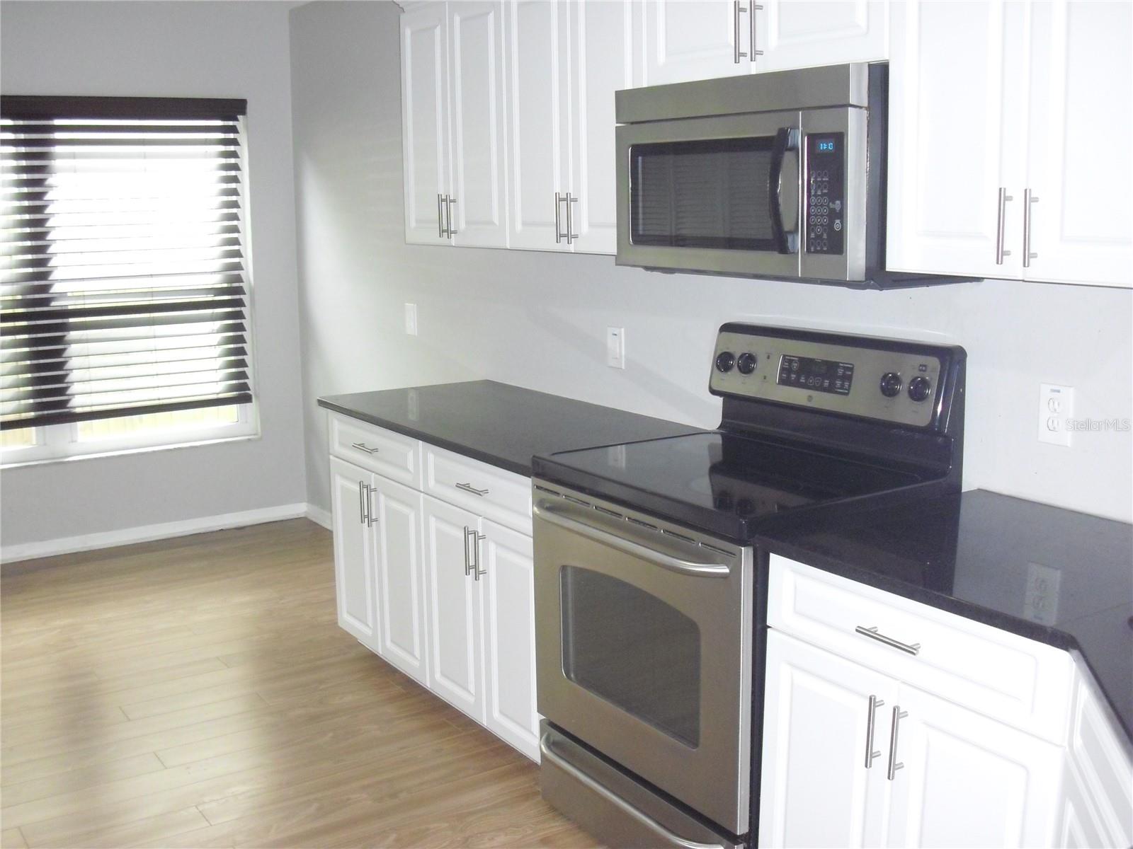 OAKDALE RIVERVIEW ESTATES UN 2 - Residential