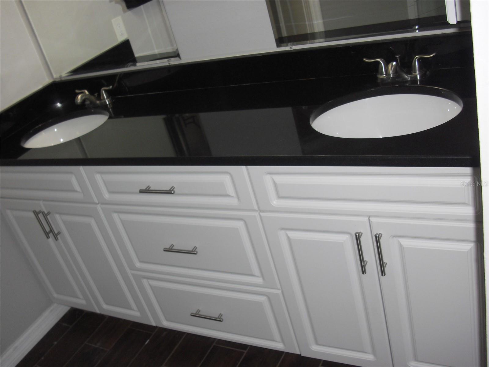 OAKDALE RIVERVIEW ESTATES UN 2 - Residential