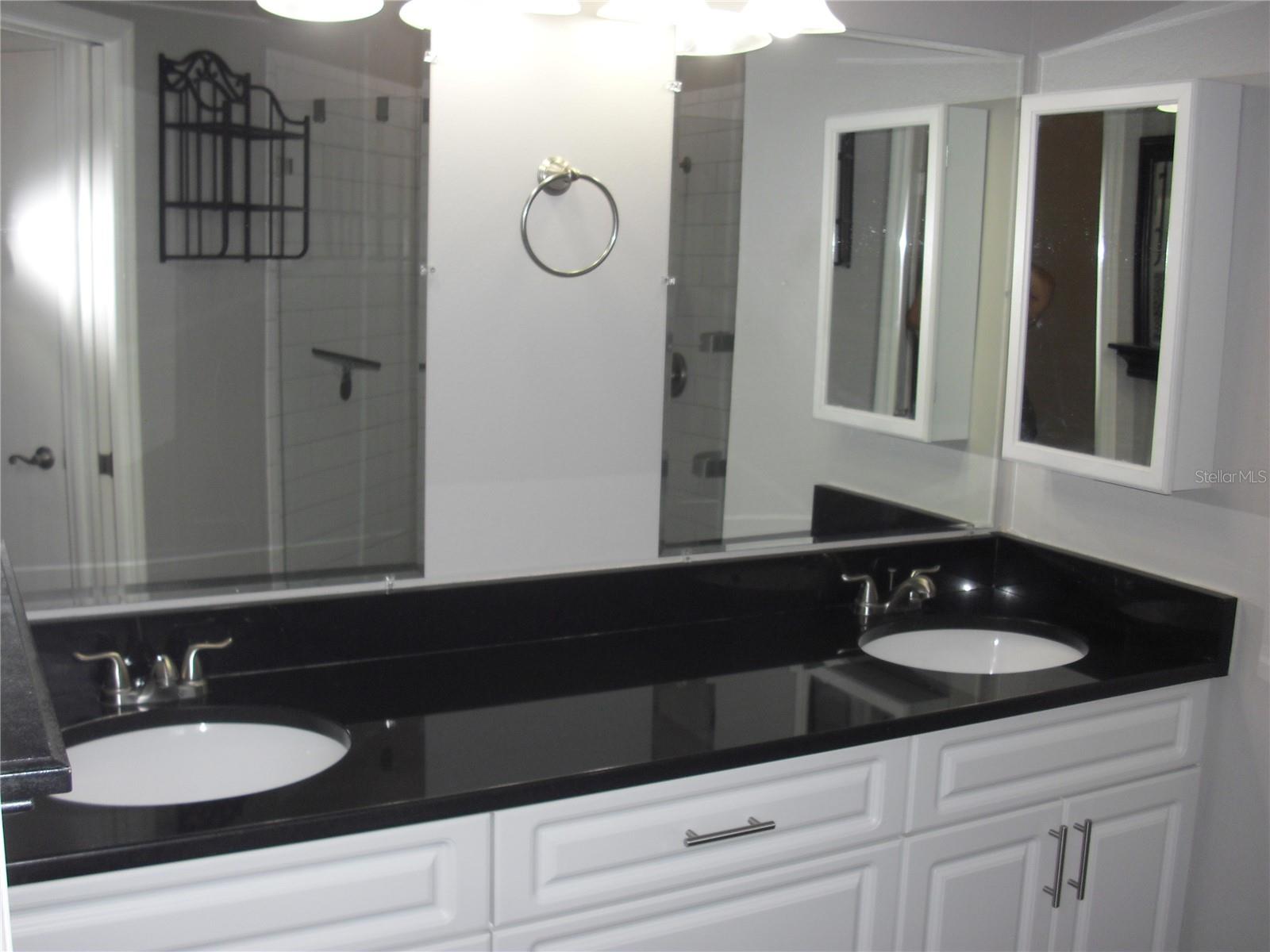 OAKDALE RIVERVIEW ESTATES UN 2 - Residential