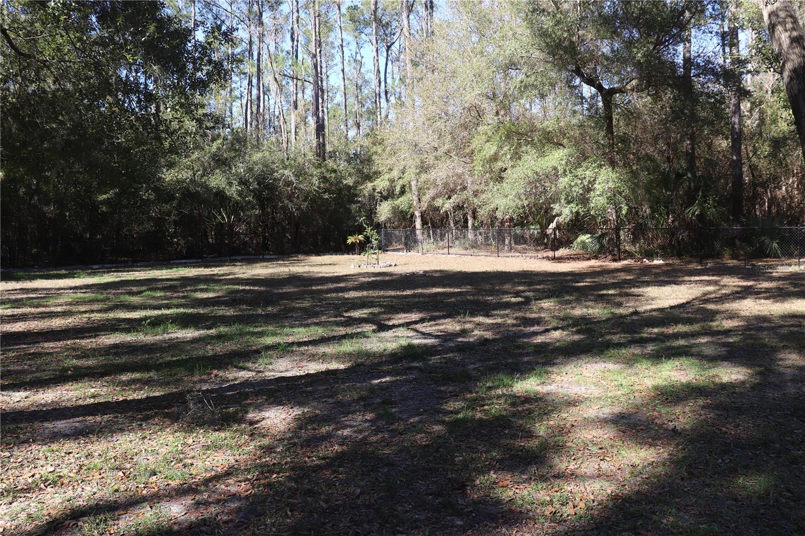 RIVER RETREATS - Residential