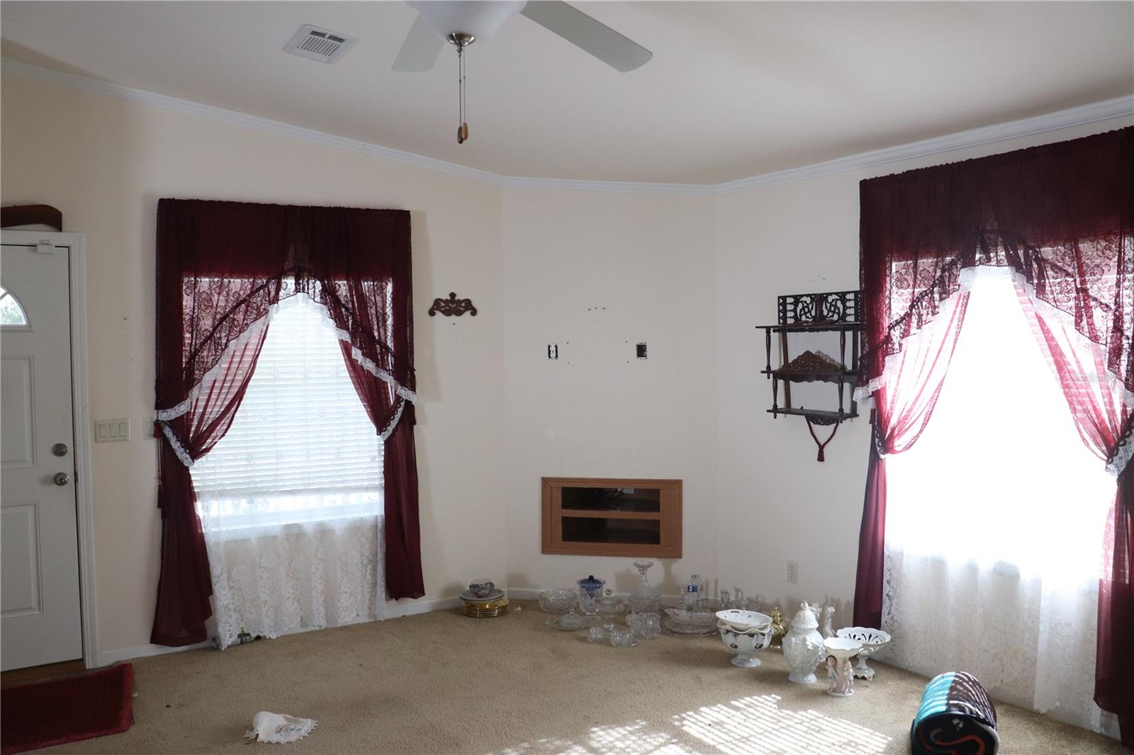 RIVER RETREATS - Residential