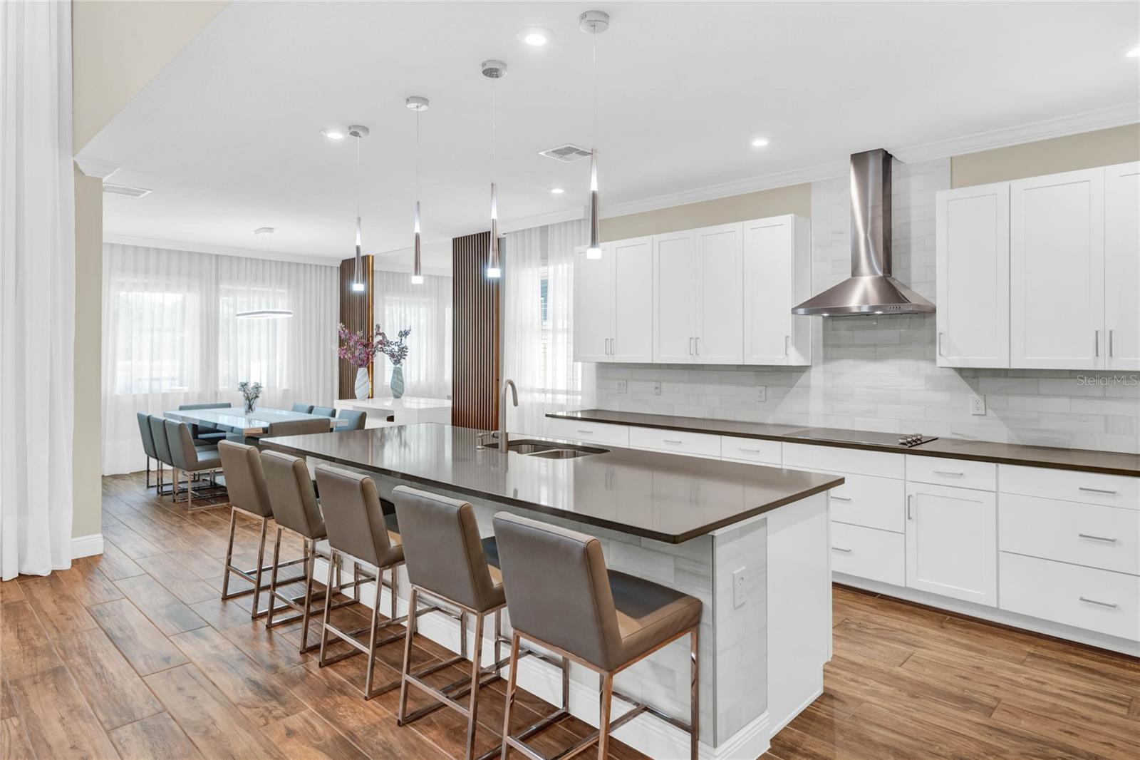 16887 WINGSPREAD LOOP