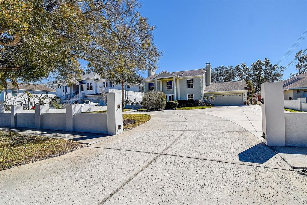 Photo of 1607 Gulf Road, Tarpon Springs, FL 34689 (MLS # W7883452)