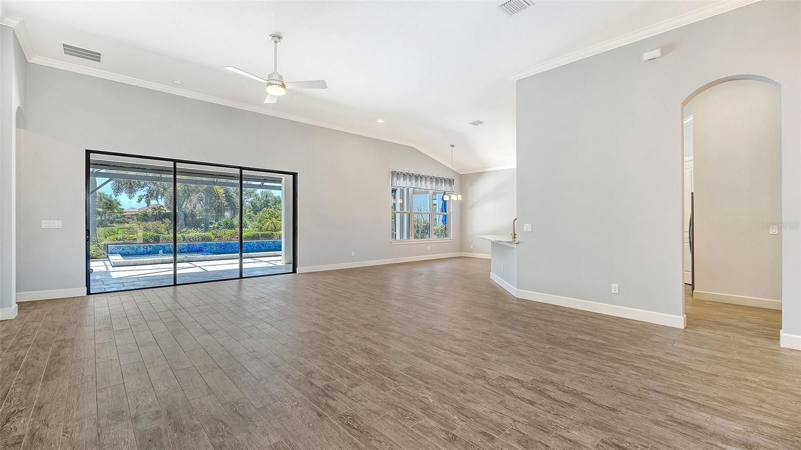 ESPLANADE AT LAKEWOOD RANCH - Residential