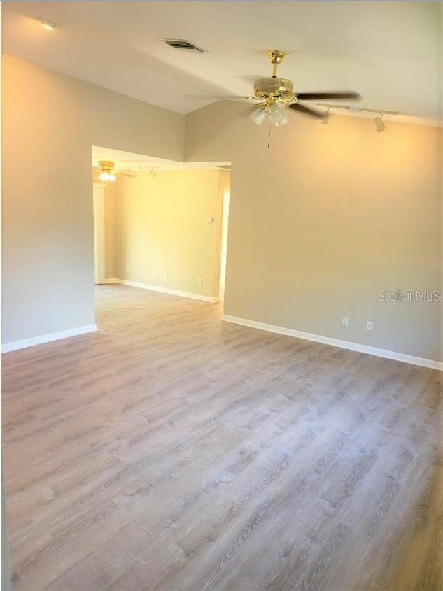 QUAIL OAKS - Residential Lease