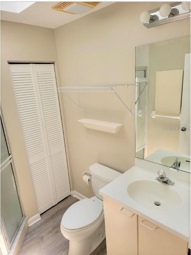 QUAIL OAKS - Residential Lease