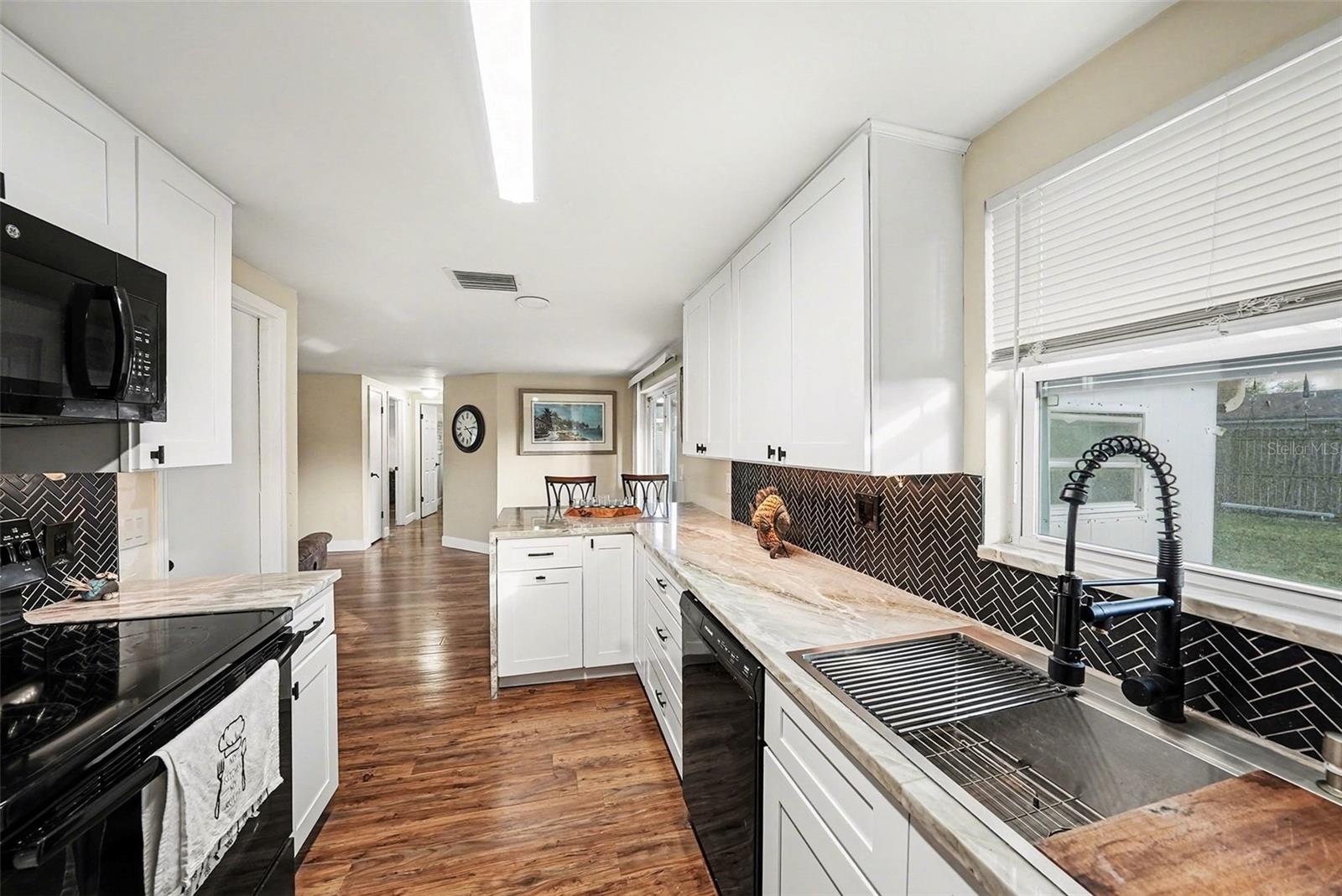 TAHITIAN DEVELOPMENT SUB - Residential