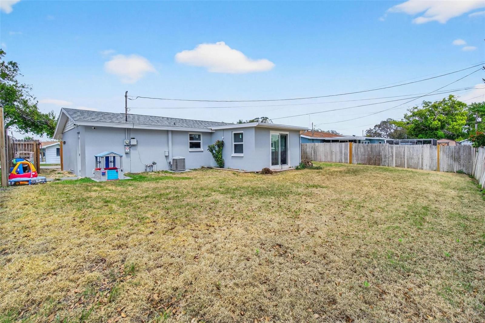 FOREST HILLS - Residential