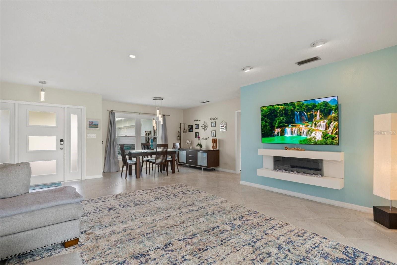 WHITFIELD COUNTRY CLUB ADD REP - Residential