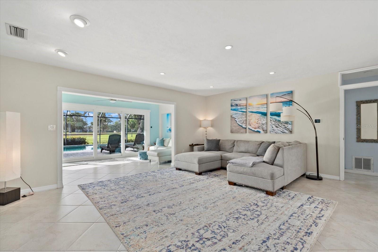 WHITFIELD COUNTRY CLUB ADD REP - Residential