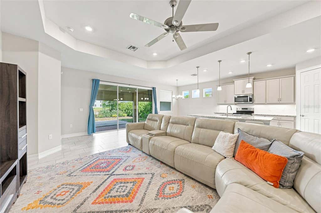 Photo of 719 Heather Lake Avenue, Cape Coral, FL 33993 (MLS # D6148530)