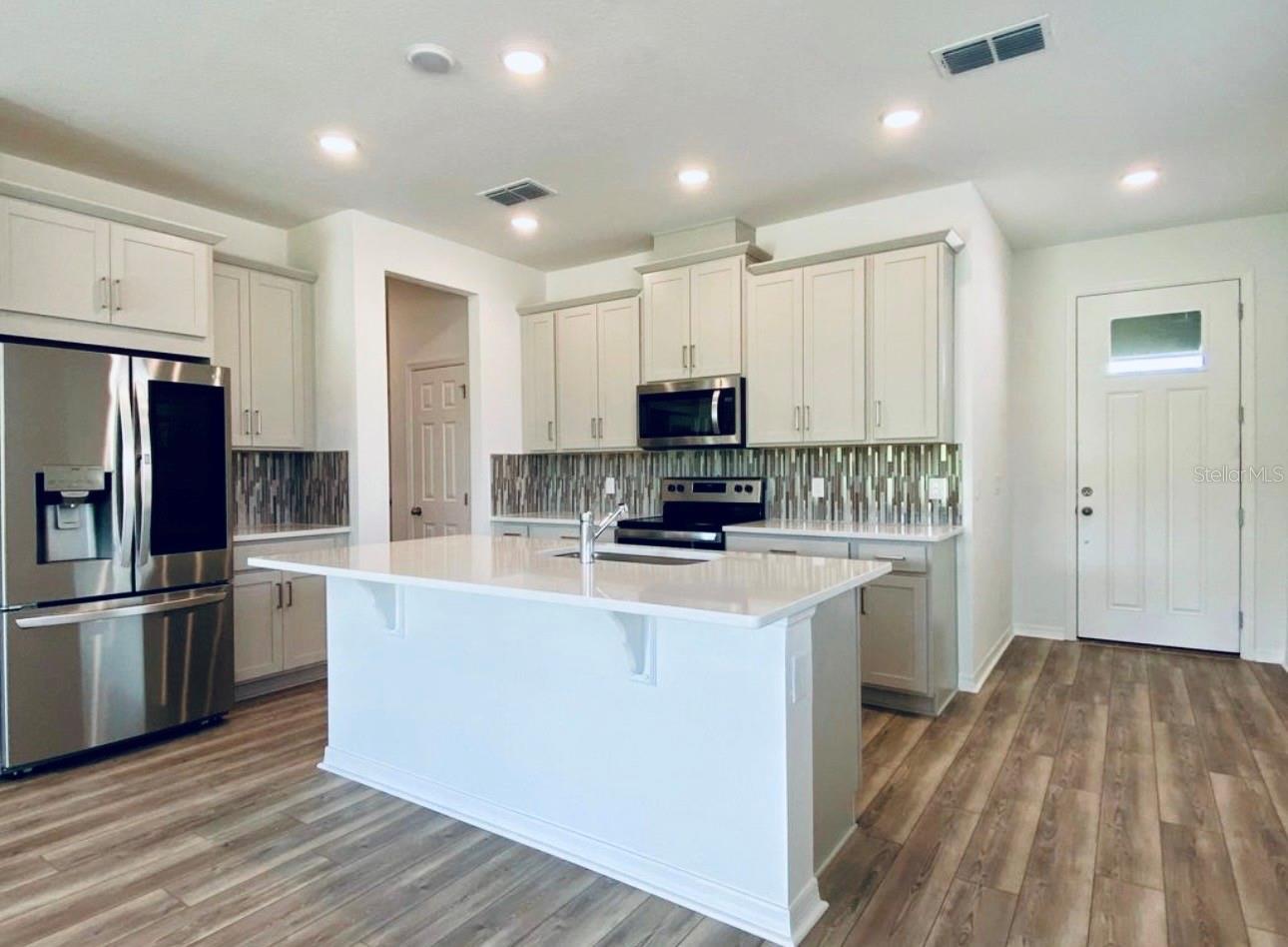 2668 SPIDER LILY COURT