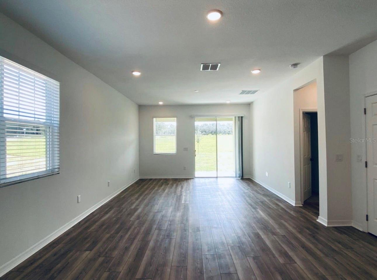 WATERBROOKE PH 4 - Residential