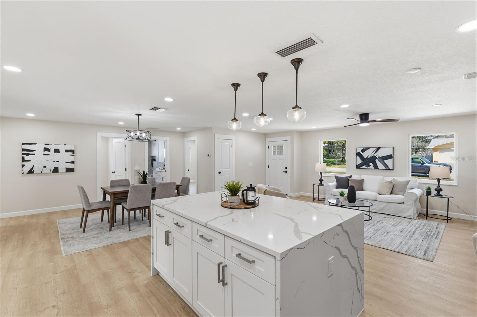 MEADOWS THE 1ST ADD - Residential