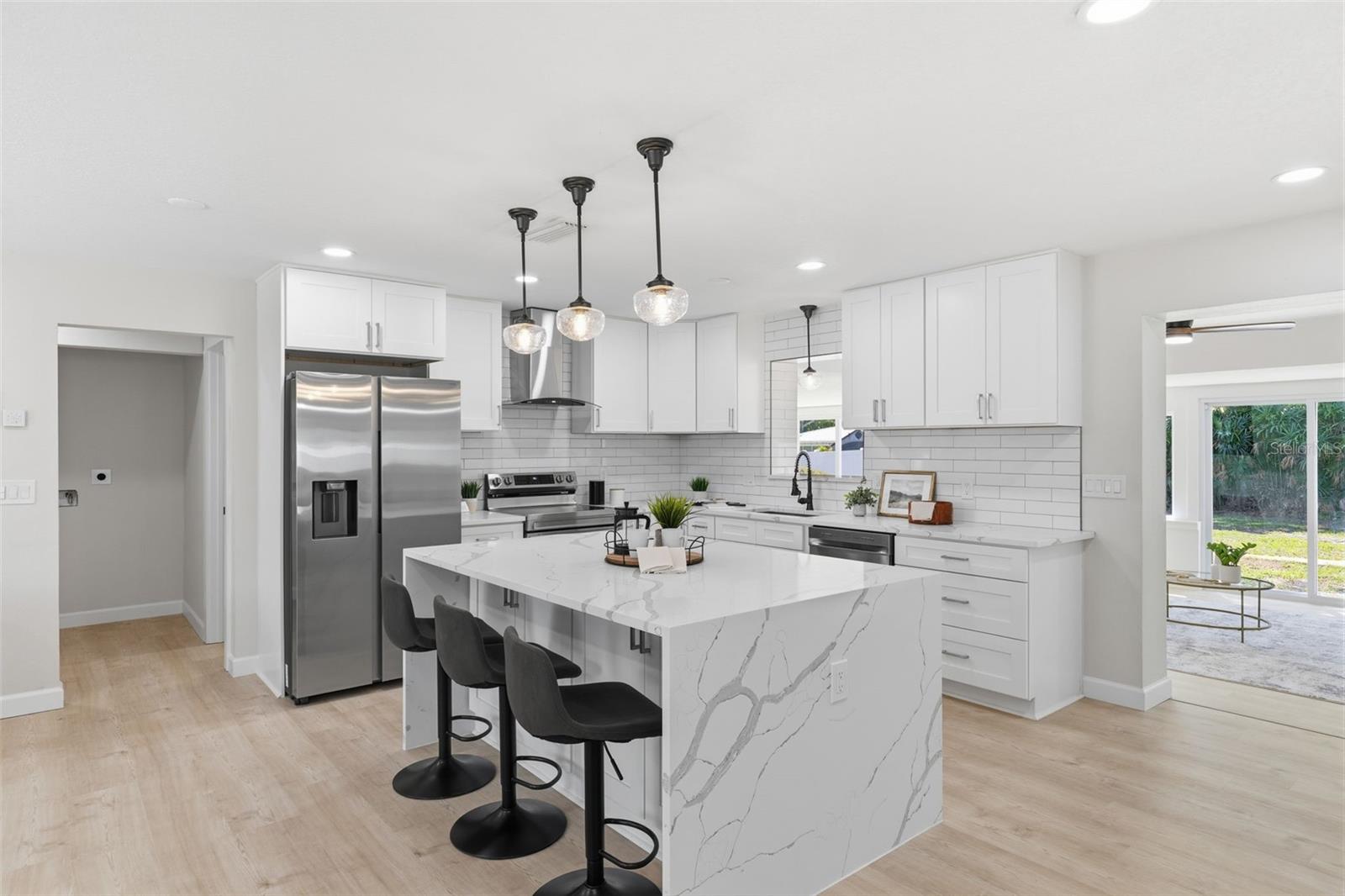 MEADOWS THE 1ST ADD - Residential