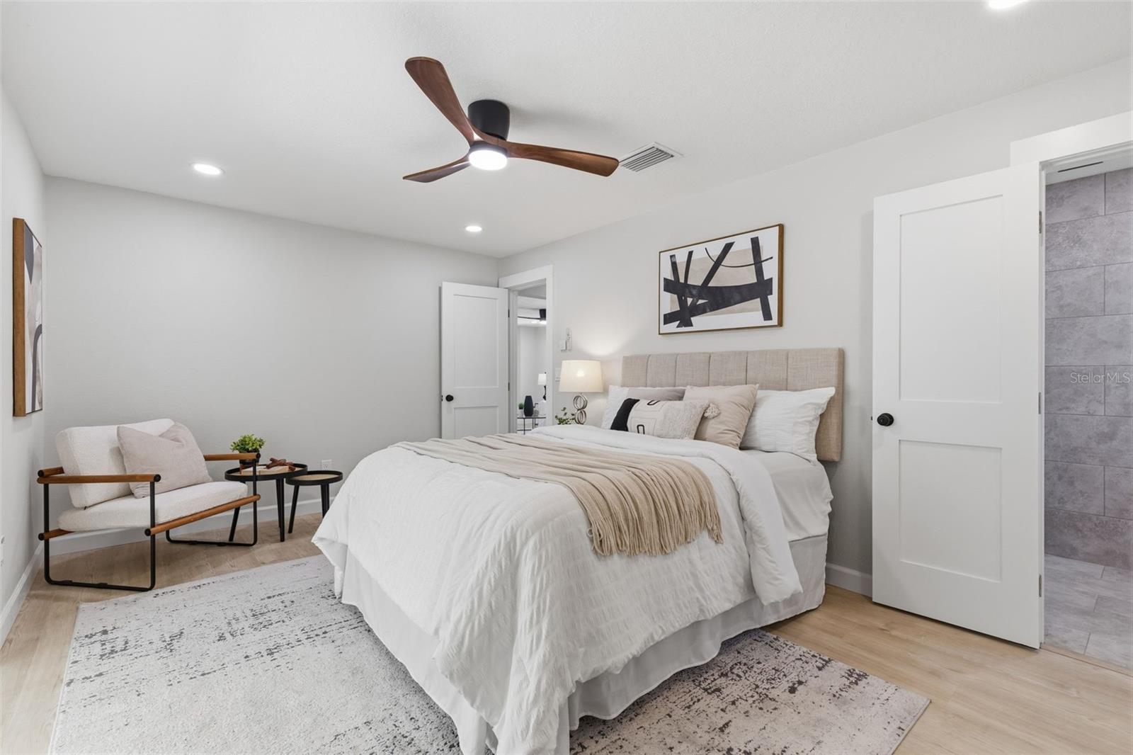 MEADOWS THE 1ST ADD - Residential