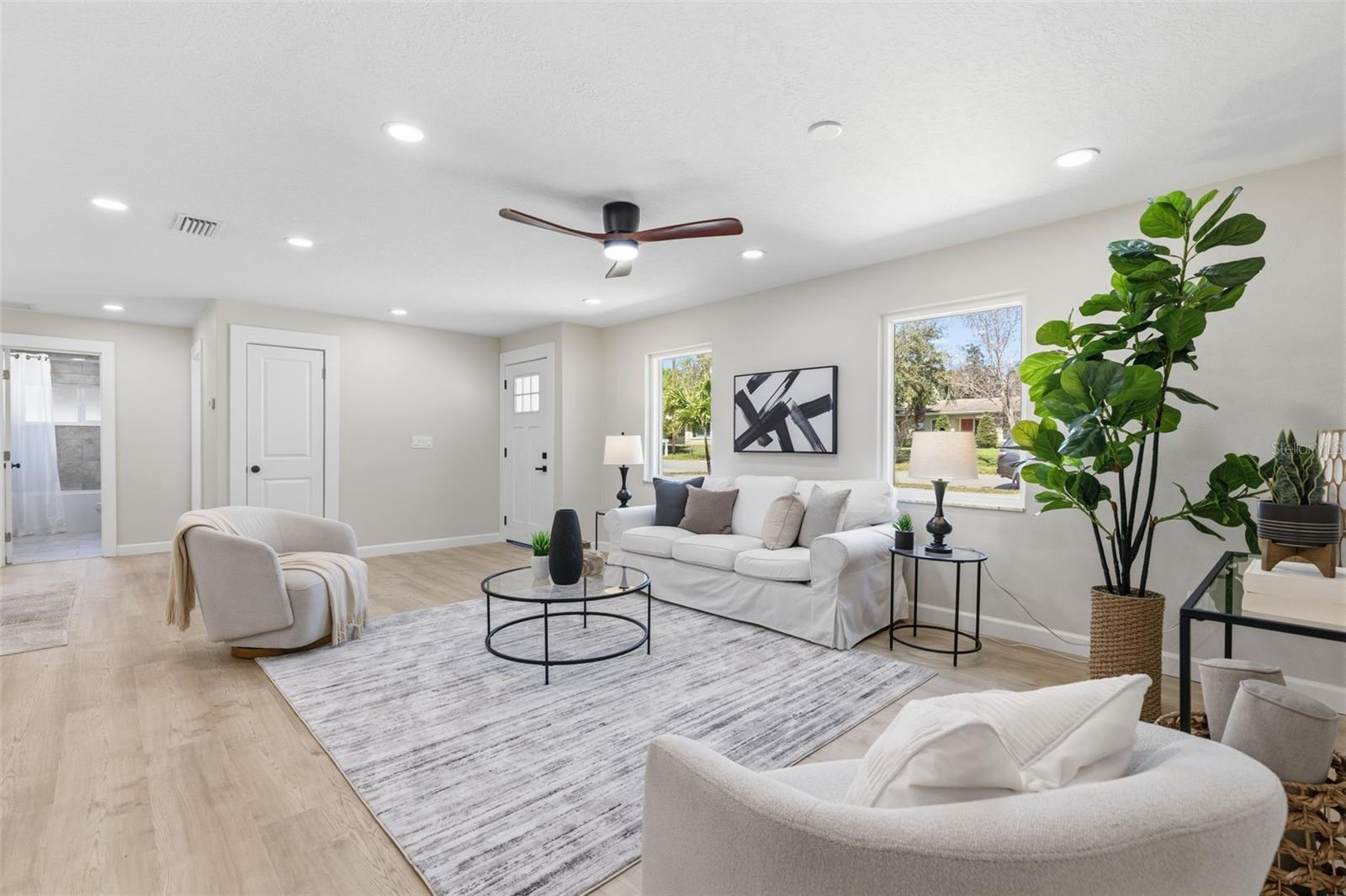 MEADOWS THE 1ST ADD - Residential