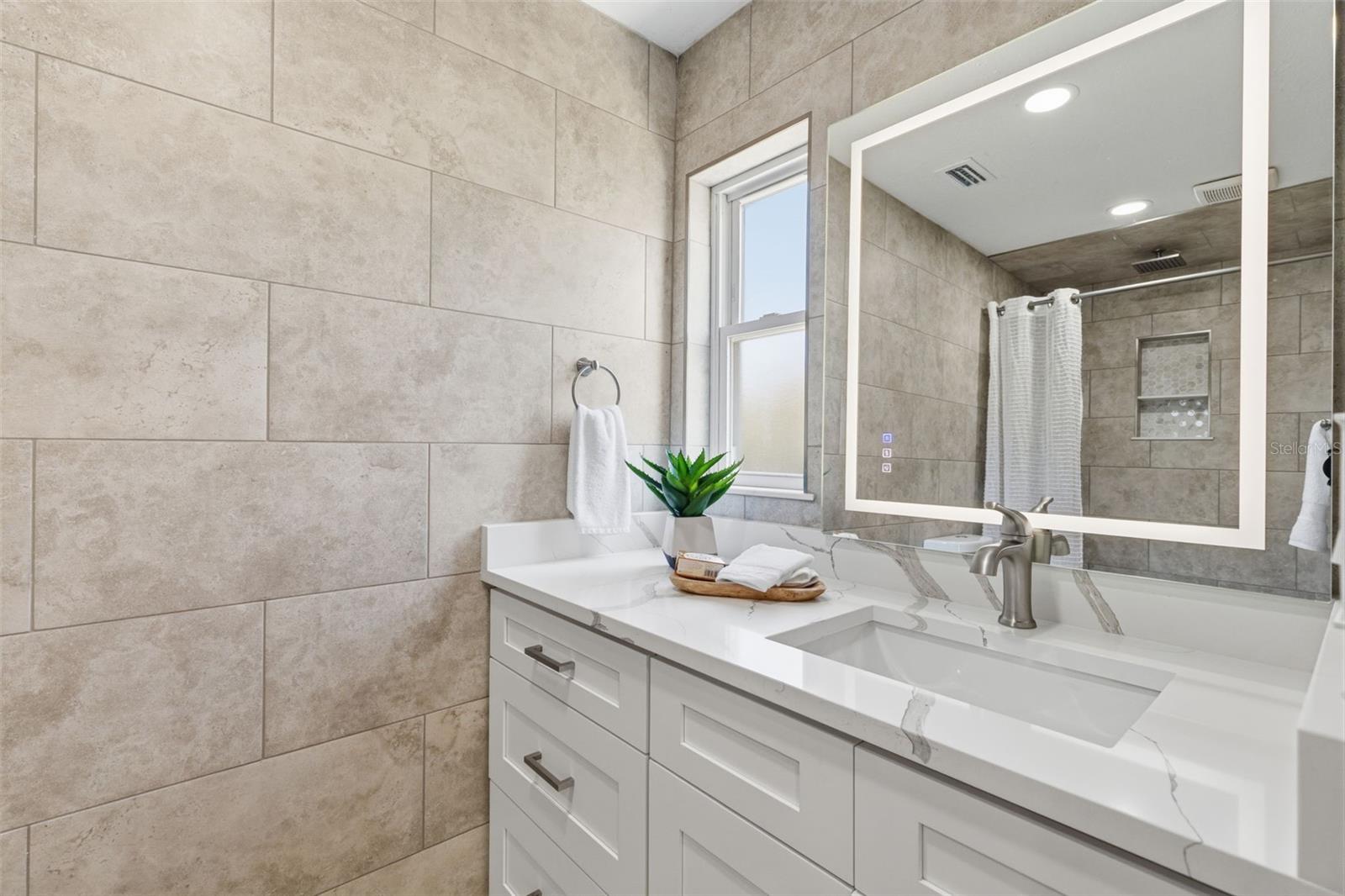 MEADOWS THE 1ST ADD - Residential