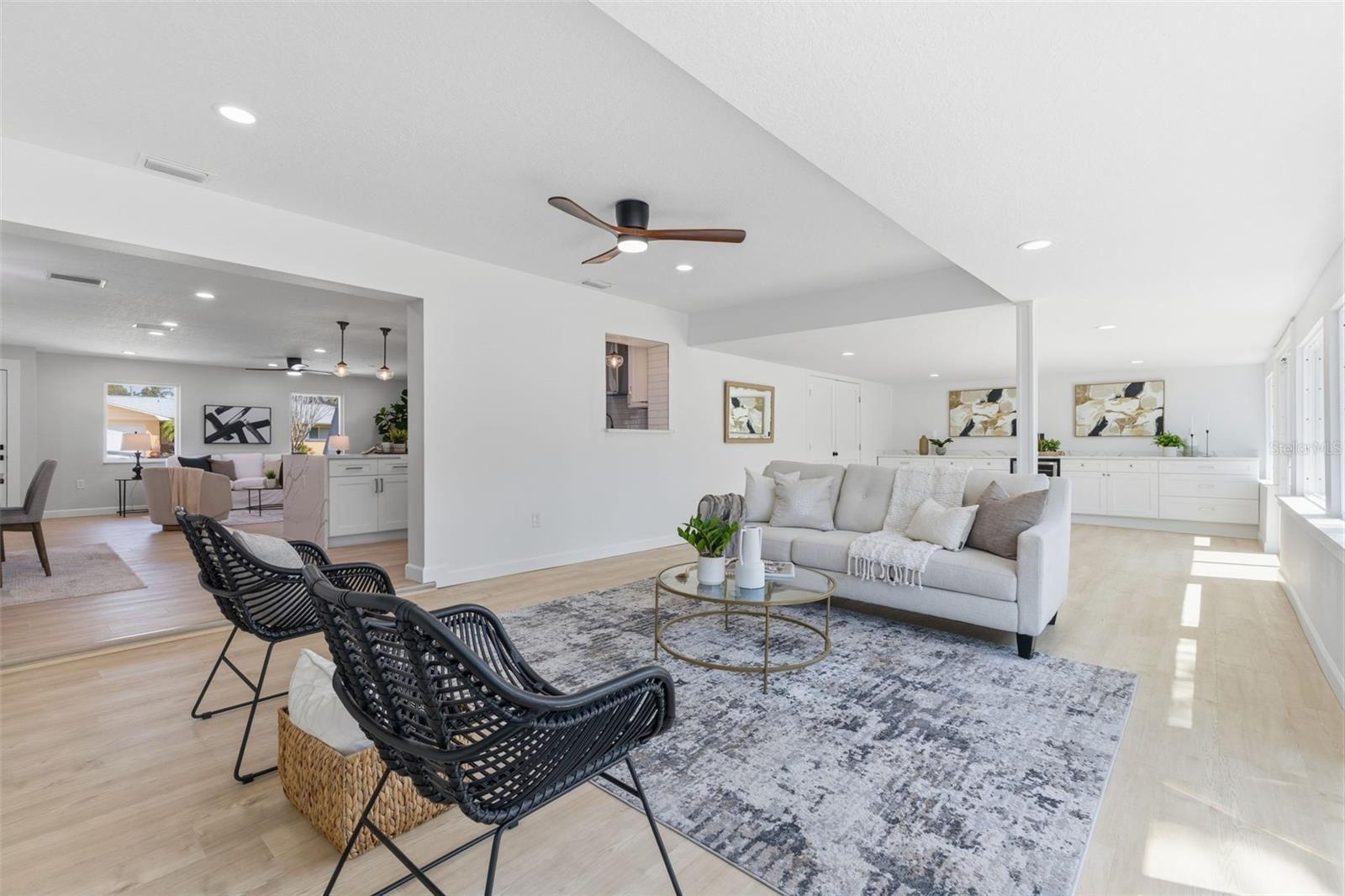 MEADOWS THE 1ST ADD - Residential